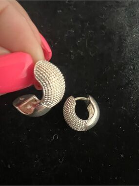 925 Sterling silver diamond / moissanite HUGGIE earrings